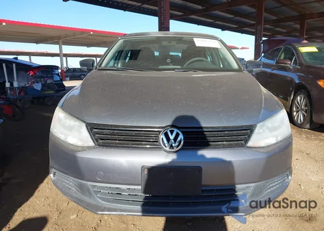 2014 Volkswagen Jetta 2.0L S из США, поврежденный, VIN 3VW2K7AJXEM288002